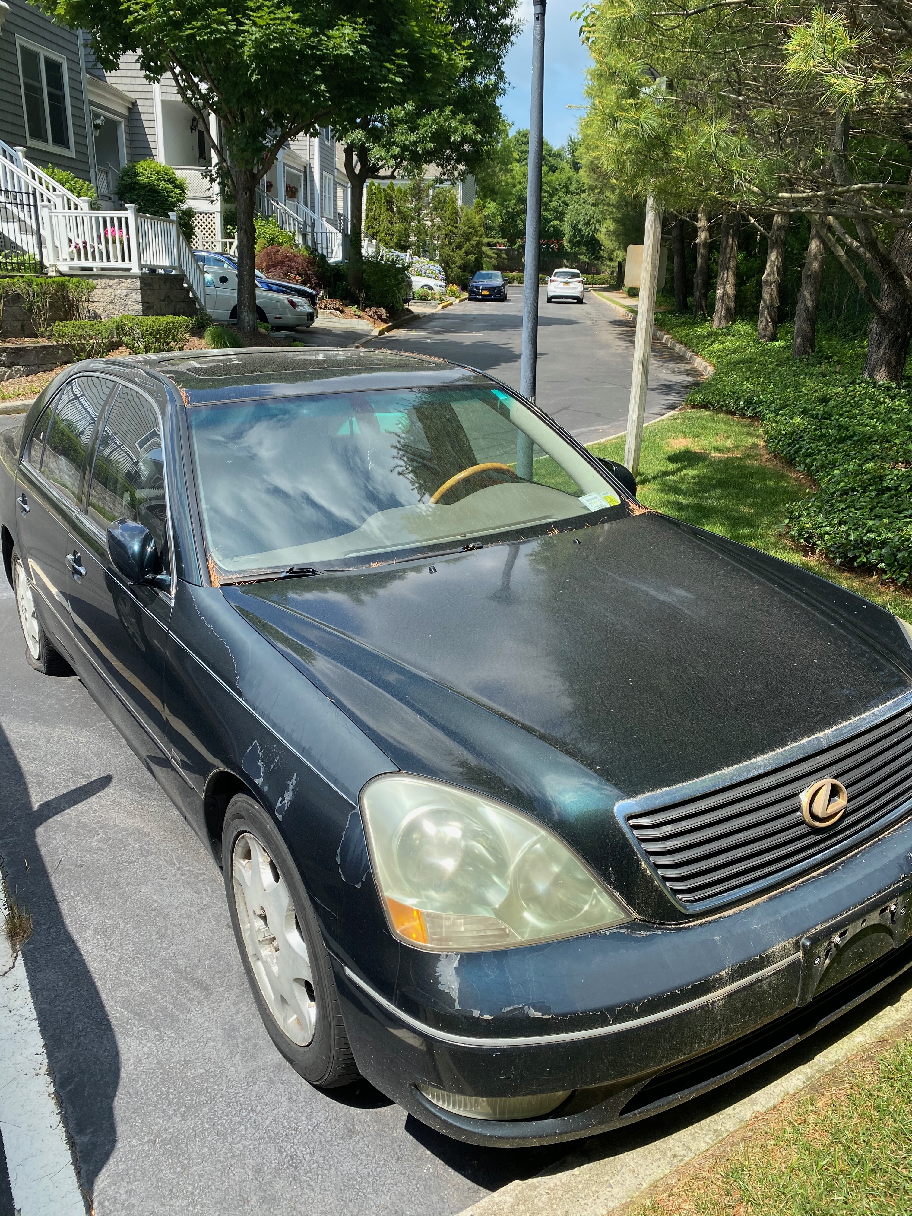 Lexus LS 430 sedan